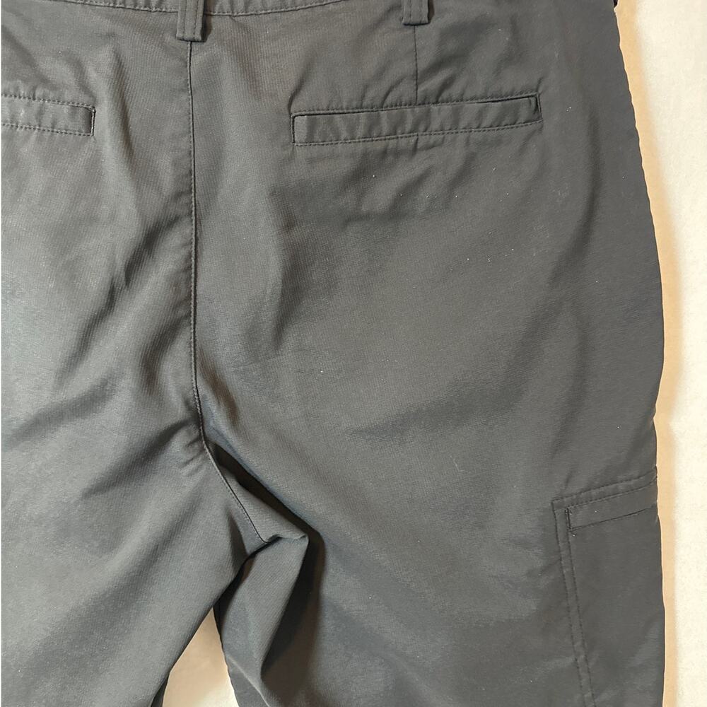 Nike Golf Dri-Fit Cargo Shorts Black Utility Performance 9.5” Inseam Sz 32 - Picture 9 of 11